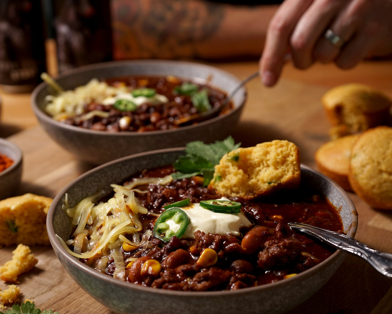 Lil Spicy Chili w/ Jalapeño Cornbread