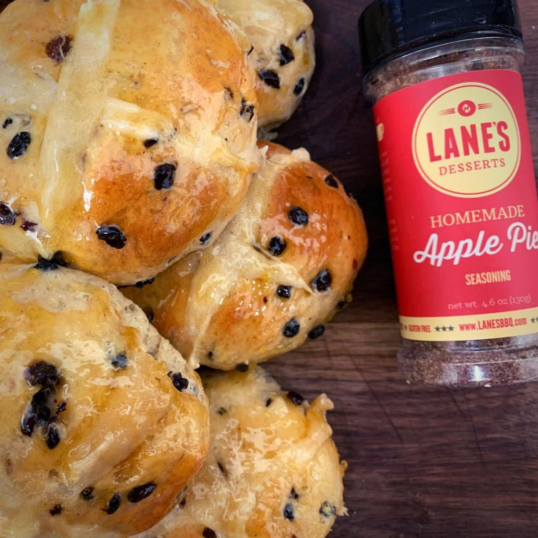 HOMEMADE HOT CROSS BUNS